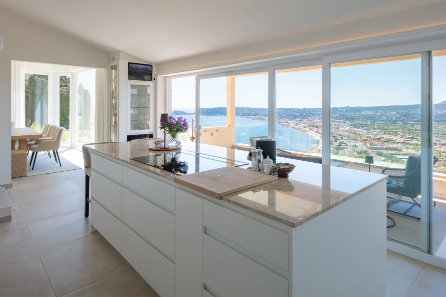 5 Slaapkamers - — 15/50