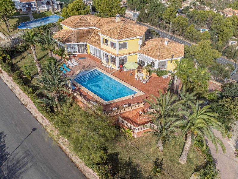 5 Dormitorios - El Campello — 2/56