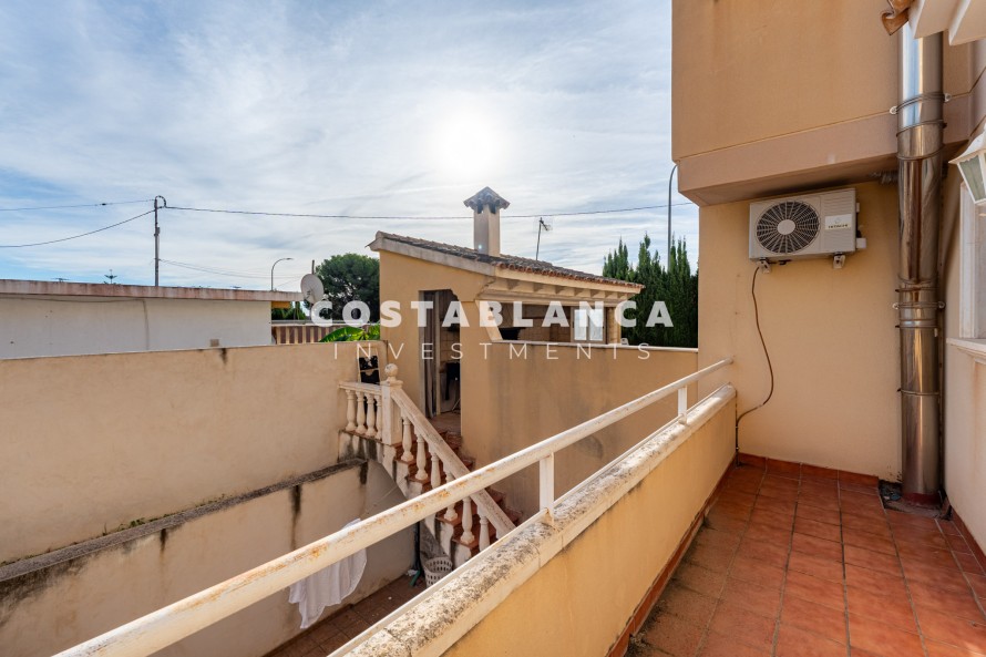 4 Bedrooms - Alfaz del Pi — 16/35