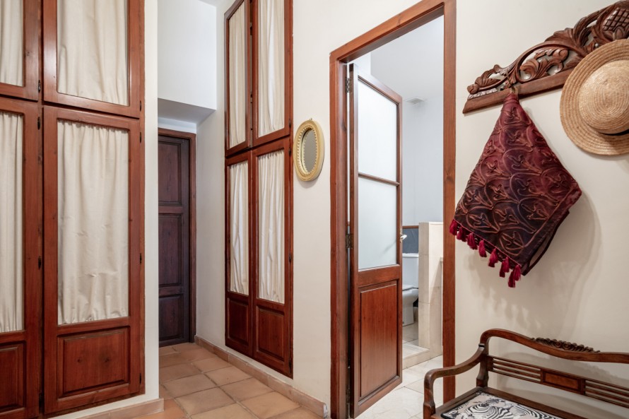 5 Slaapkamers - — 17/28