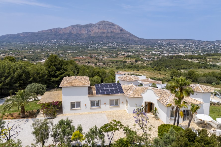 9 Dormitorios - Jávea / Xàbia — 101/105