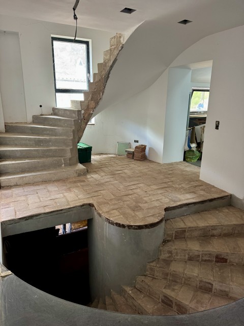 12 Slaapkamers - — 38/50