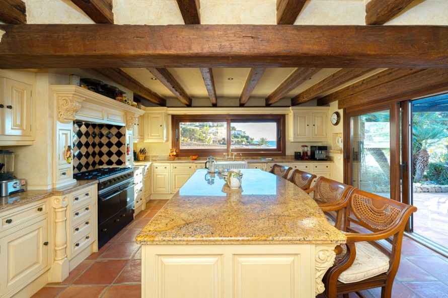5 Bedrooms - Moraira — 7/85