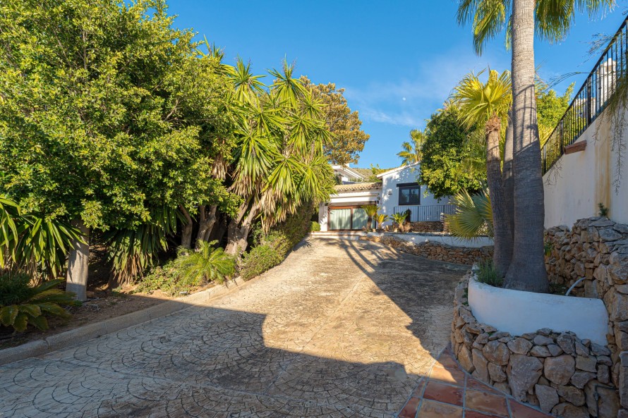5 Bedrooms - Moraira — 75/85