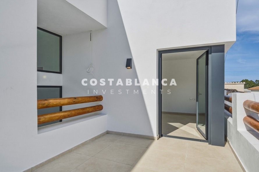 4 Dormitorios - Albir — 30/50