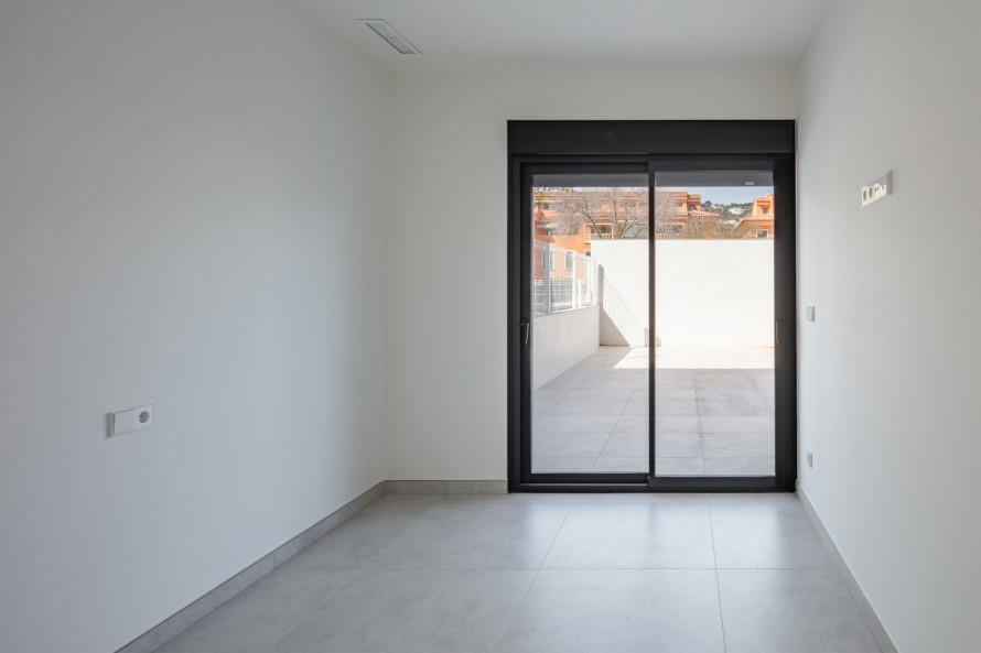 3 Slaapkamers - — 13/24