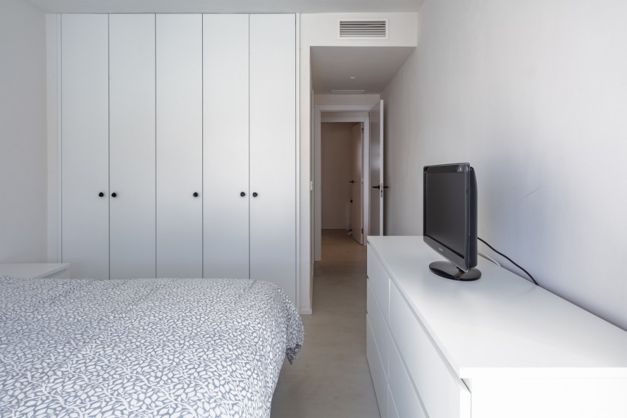 2 Slaapkamers - — 15/36