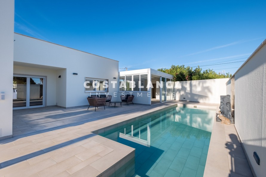 5 Bedrooms - Albir — 2/35