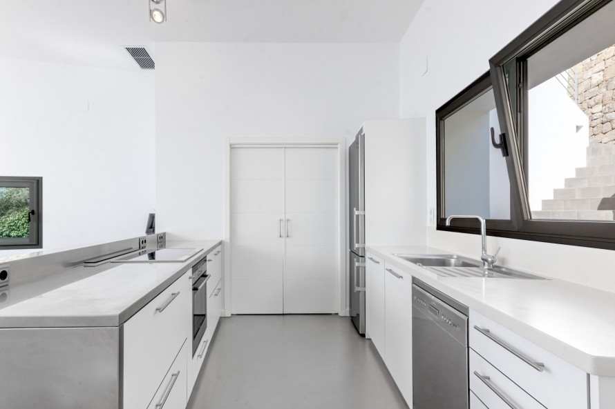 3 Chambres - — 8/26