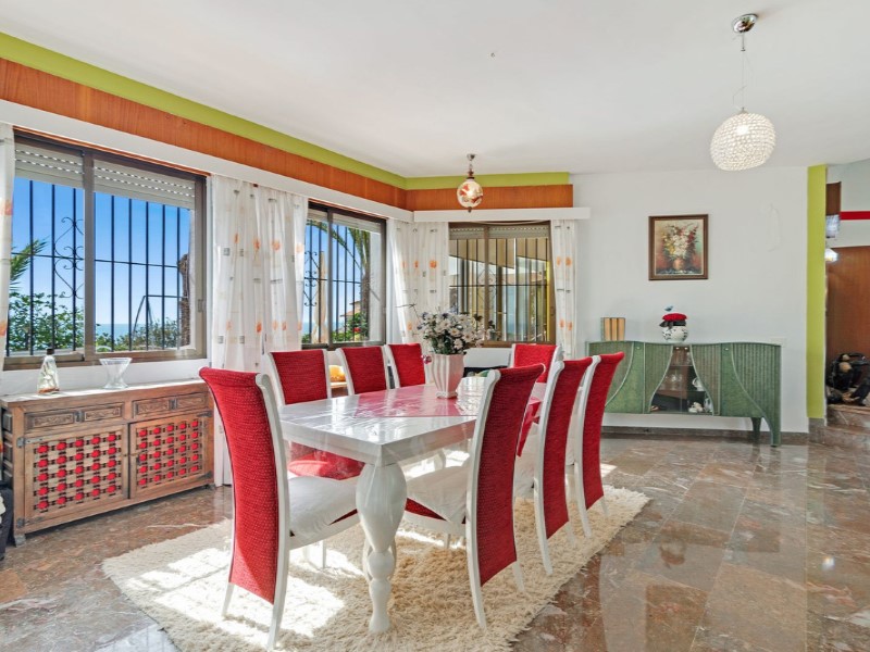 5 Dormitorios - El Campello — 21/56