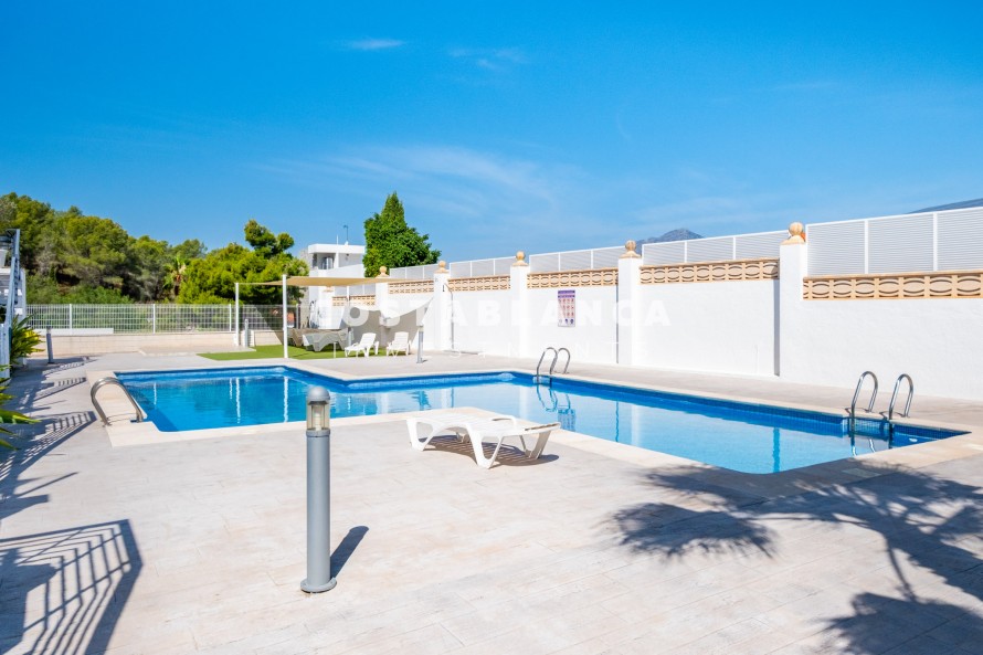 3 Dormitorios - Albir — 26/35