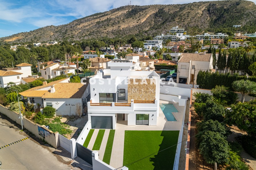4 Dormitorios - Albir — 2/50