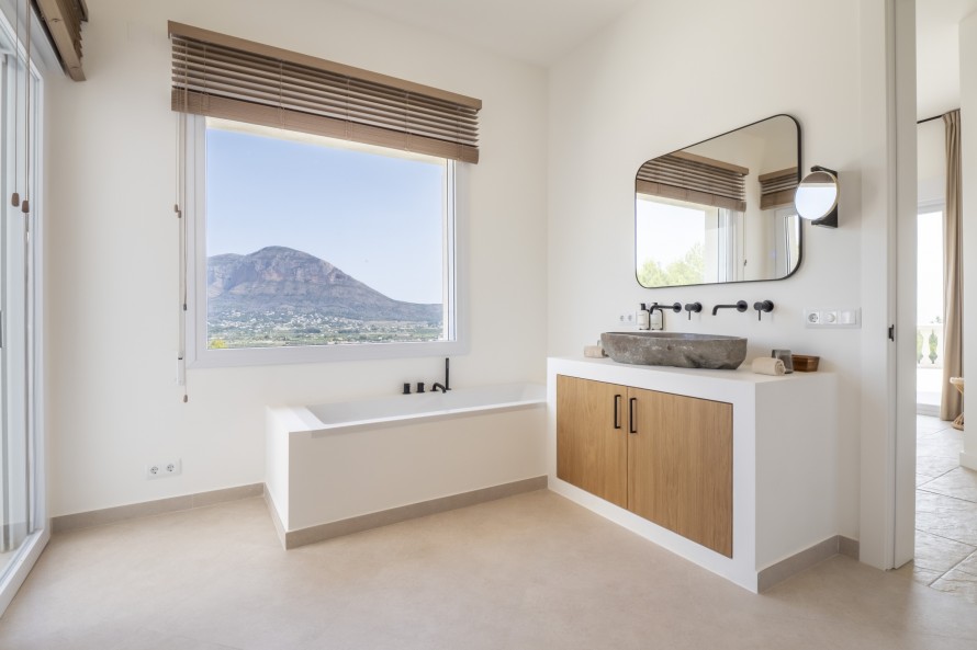 9 Dormitorios - Jávea / Xàbia — 25/105