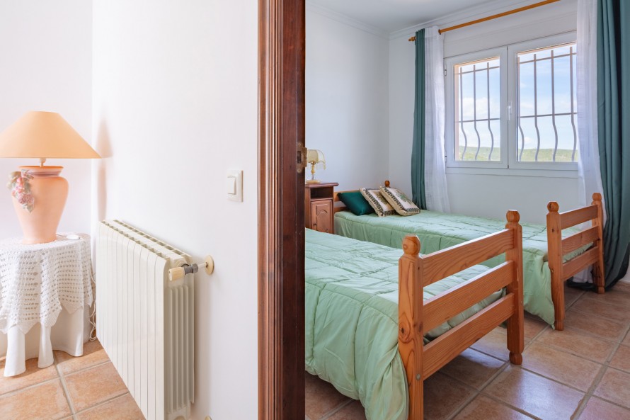 3 Slaapkamers - — 17/40