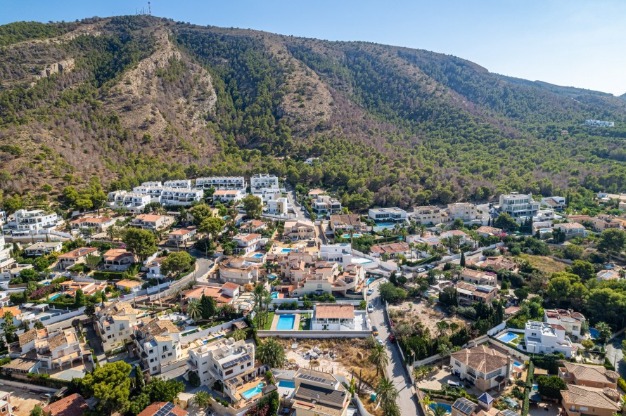 4 Dormitorios - Albir — 35/38
