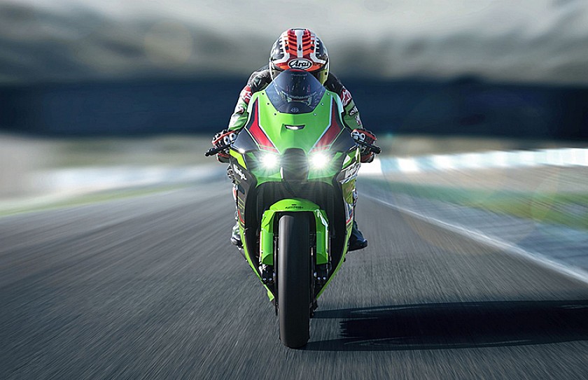 Las Ninja ZX-10R y ZX-10RR 2023 se actualizan para seguir en lo más alto