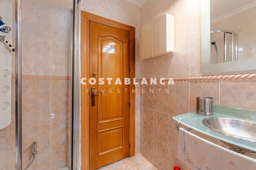 4 Bedrooms - Altea — 19/20