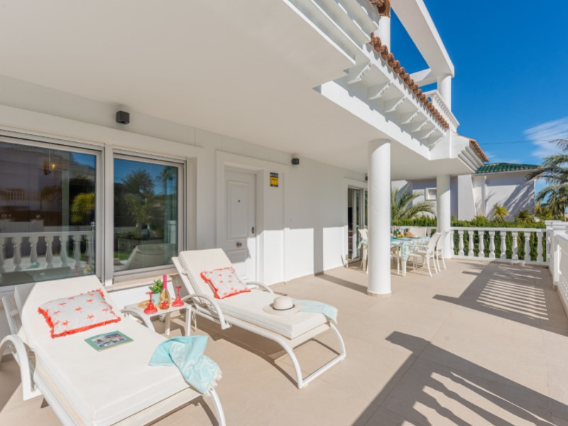 5 Dormitorios - El Campello — 25/55