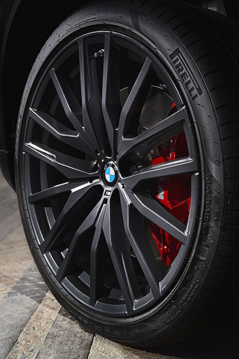 BMW X5  y  BMW X6  Black Vermilion Nueva edición limitada 