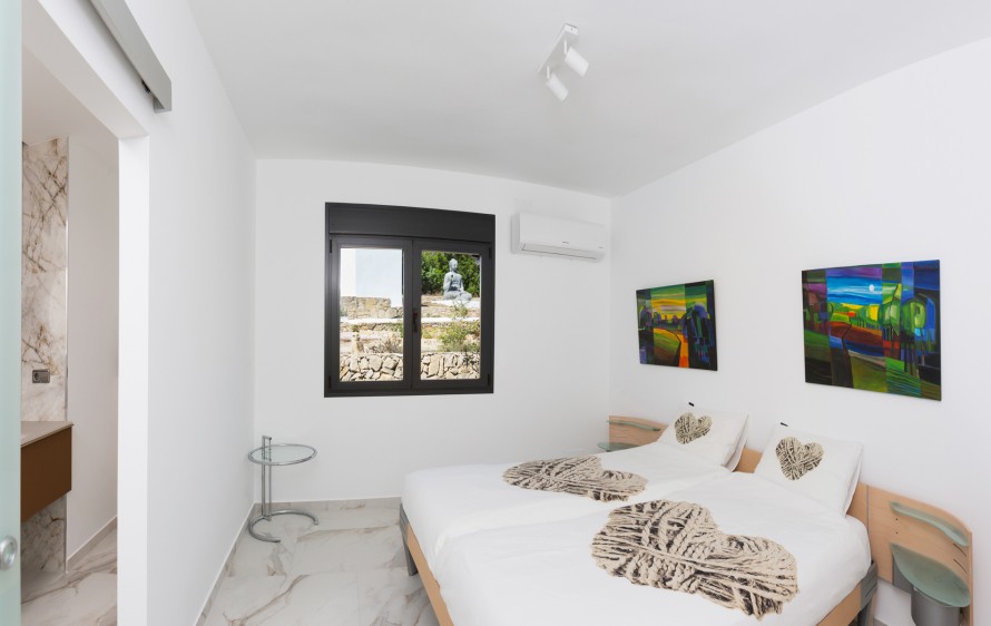 5 Bedrooms - Benissa — 12/29