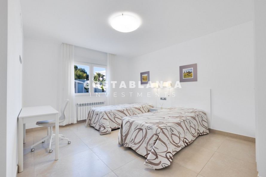 5 Bedrooms - Albir — 18/35