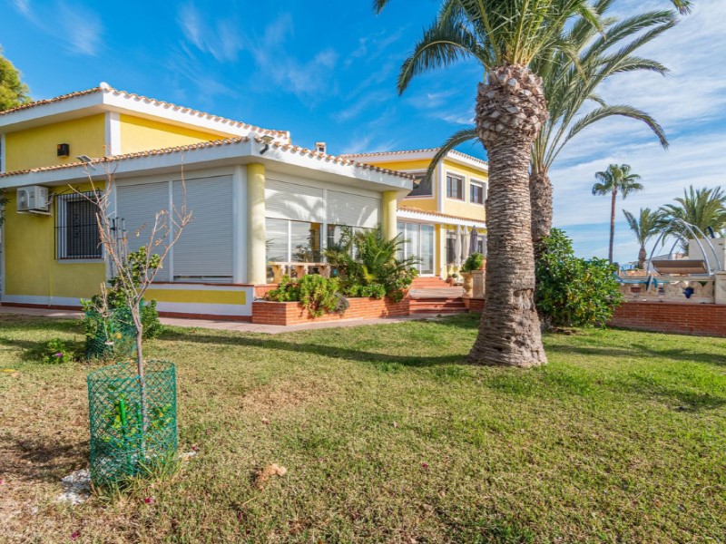 5 Dormitorios - El Campello — 11/56