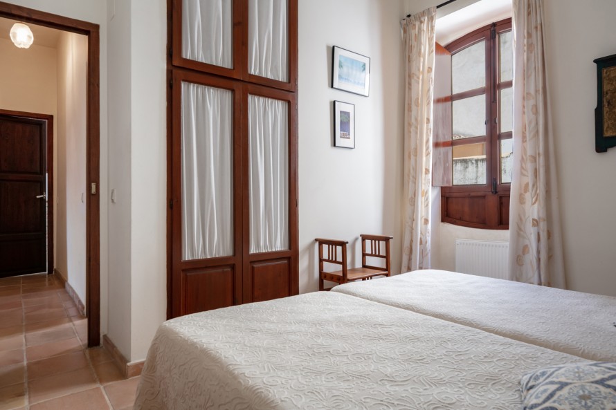 5 Slaapkamers - — 20/28