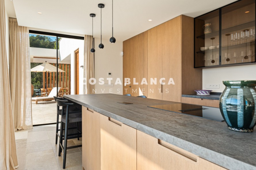 5 Dormitorios - Jávea — 25/50