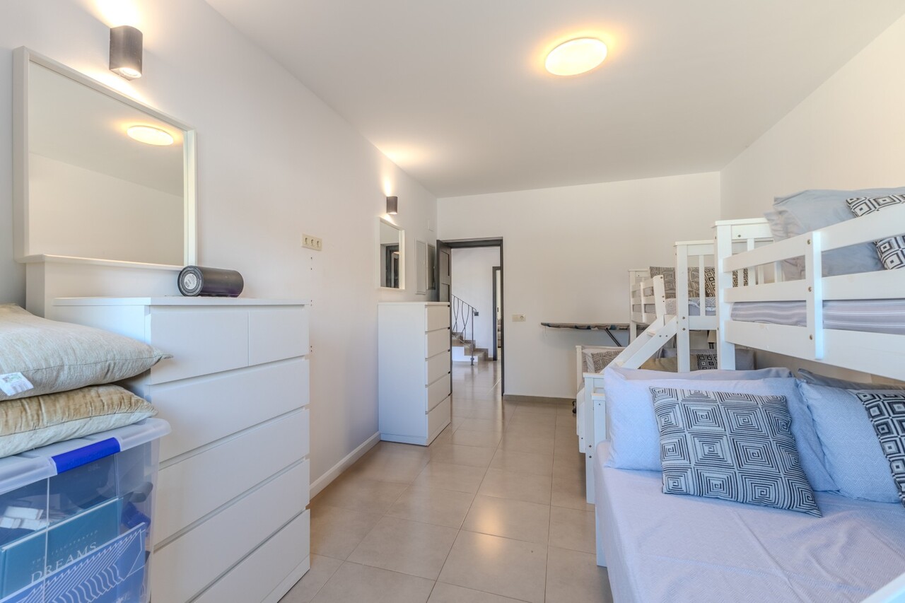 6 Dormitorios - Jávea — 25/50
