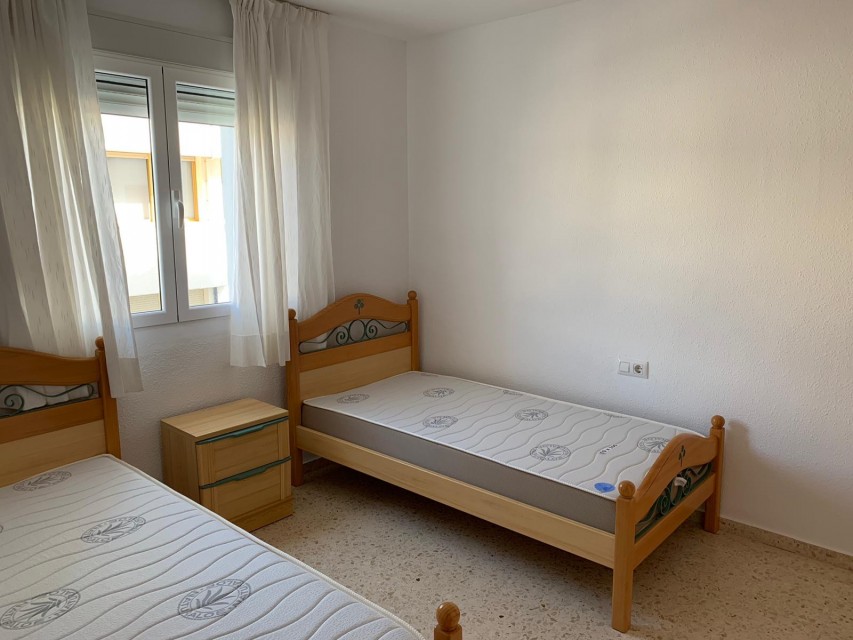 4 Slaapkamers - — 11/20