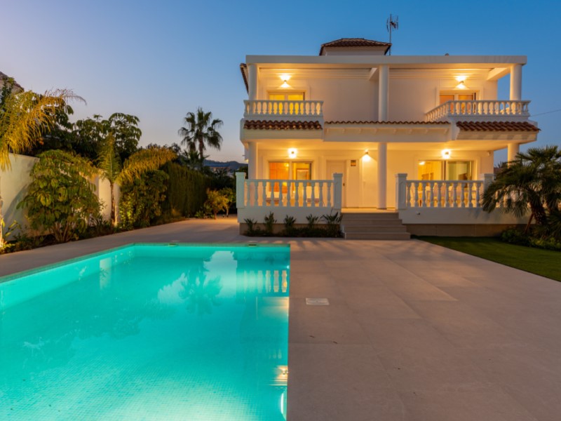 5 Dormitorios - El Campello — 16/55