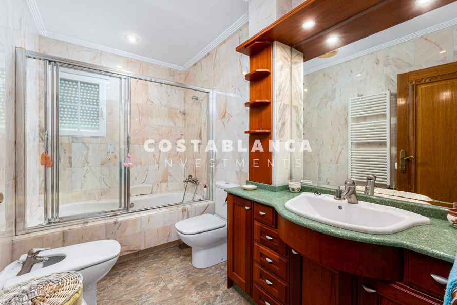 4 Bedrooms - Alfaz del Pi — 17/35