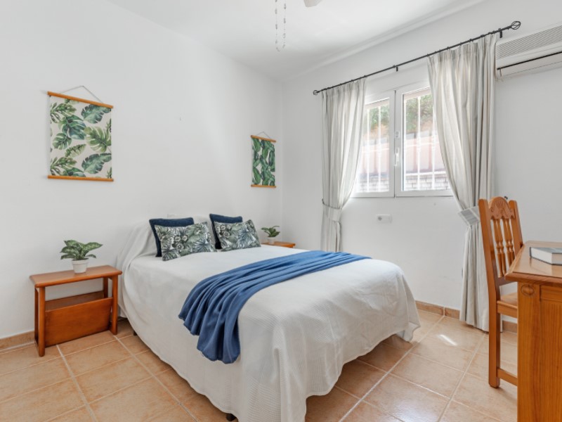 4 Schlafzimmer - El Campello — 8/48