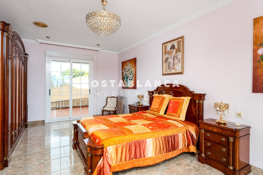 4 Bedrooms - Alfaz del Pi — 11/35