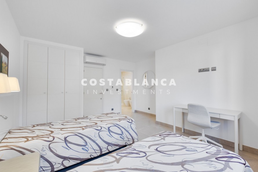 5 Bedrooms - Albir — 19/35