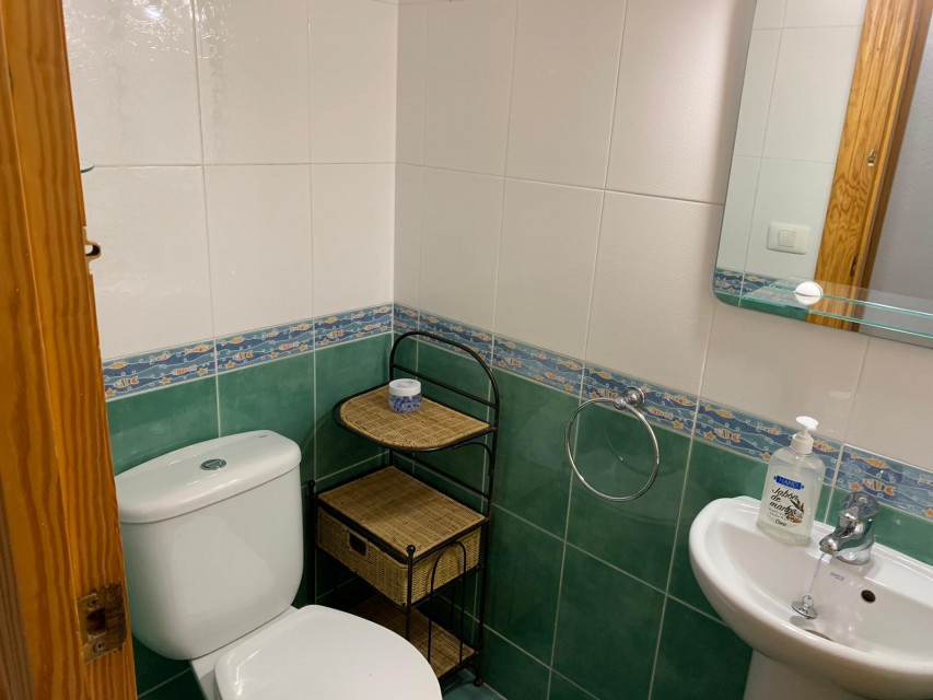 4 Slaapkamers - — 18/20