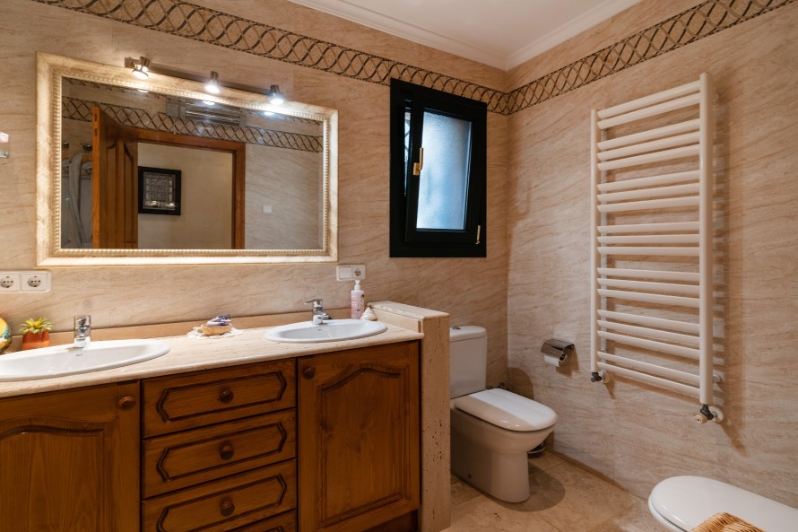 5 Bedrooms - Benissa — 44/49