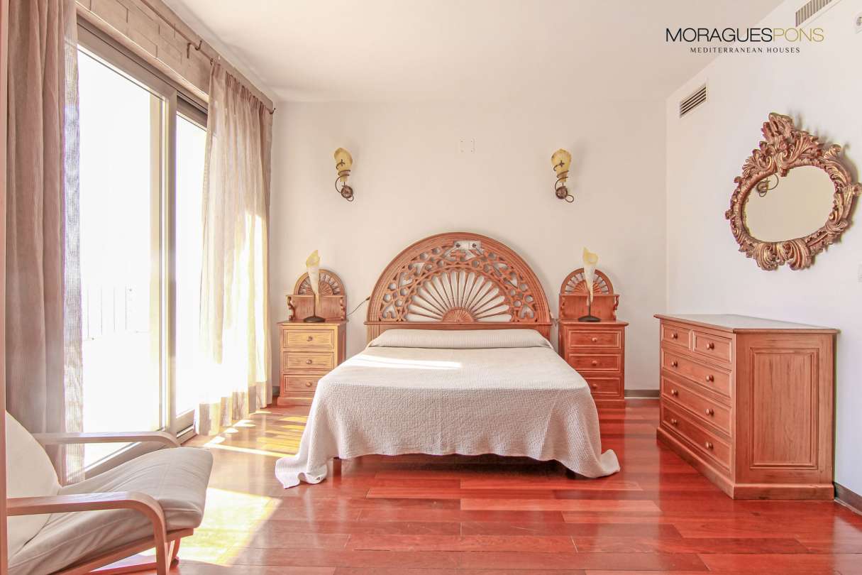 4 Chambres - Jávea - Xàbia — 24/48
