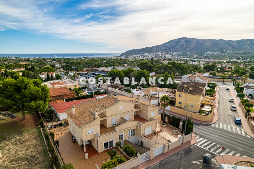 4 Bedrooms - Alfaz del Pi — 33/35