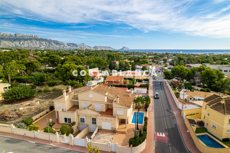 4 Bedrooms - Alfaz del Pi — 32/35