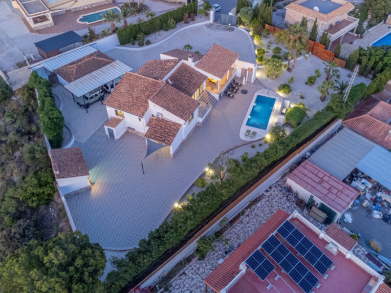4 Spalni - Busot — 55/61