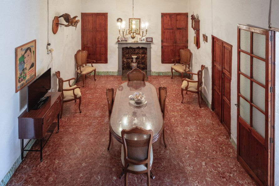 4 Slaapkamers - — 9/21