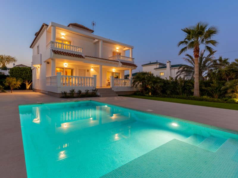 5 Dormitorios - El Campello — 17/55
