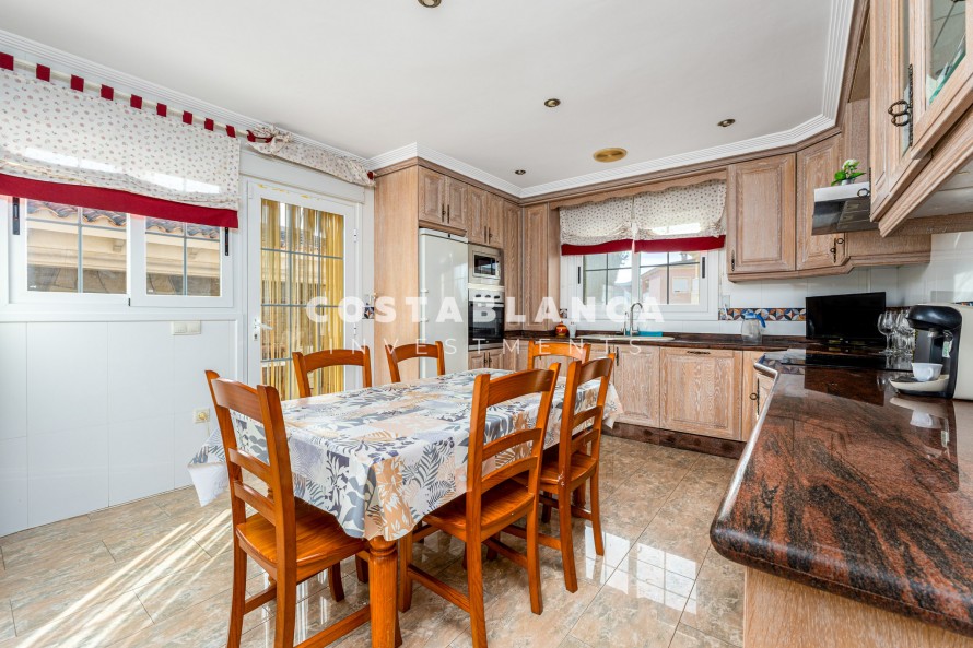 4 Bedrooms - Alfaz del Pi — 8/35