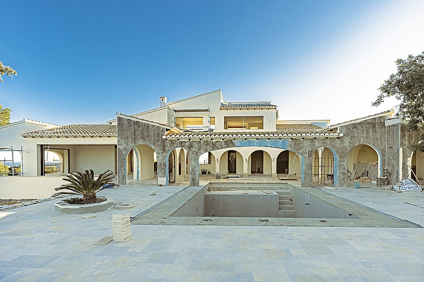 KVC luxury construction