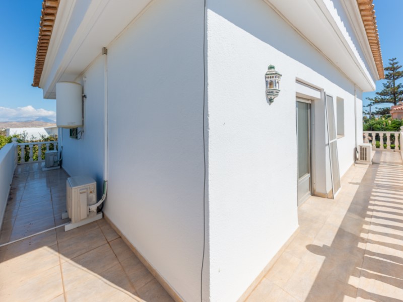 5 Dormitorios - Sant Joan d'Alacant — 61/63