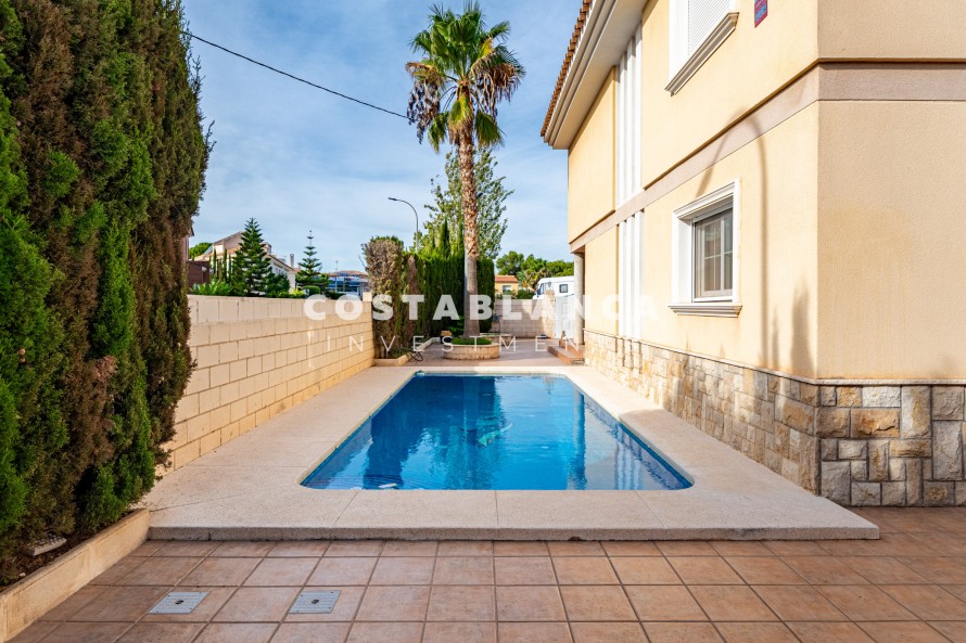 4 Bedrooms - Alfaz del Pi — 2/35